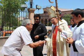 Dan de alta al obispo emérito de Saltillo, Francisco Villalobos