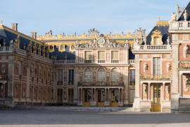 El Palacio de Versalles en Francia fue evacuado brevemente durante la tarde del martes debido a que se reportó un pequeño incendio.