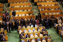 Unos delegados se retiran mientras el primer ministro israelí, Benjamin Netanyahu, interviene durante la 81.ª sesión de la Asamblea General de las Naciones Unidas en la sede de la ONU, el 24 de septiembre de 2026.