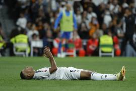 El delantero francés del Real Madrid, Kylian Mbappé, no jugará ni el derby ante el Atlético de Madrid ni estará presente en duelos de la Champions Leagues.