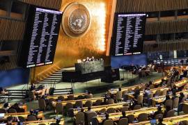 La resolución, avalada por más de 130 países, pide la opinión de la CIJ en cuanto a las consecuencias jurídicas que los Estados deben afrontar por sus “actos y omisiones que hayan causado daños significativos al sistema climático”.