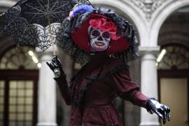 La caracterización, maquillaje y vestuario alusivos al Día de Muertos serán evaluados por un jurado especializado.