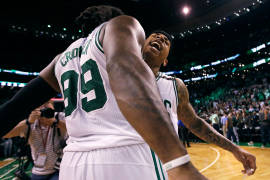 Thomas anota 53 y Celtics vencen a Wizards en tiempo extra
