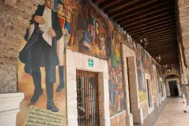Celebrarán en Saltillo 50 años del mural más grande hecho por una mujer en México