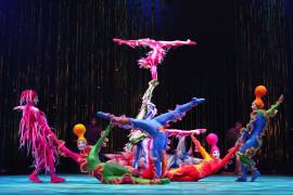 Recluta Cirque du Soleil mexicanos deportados