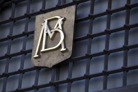 Especialistas en economía anticipan una tasa de fondeo de Banxico en 10.50% al cierre de año