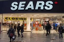 Sears cerrará 72 tiendas y sus acciones caen