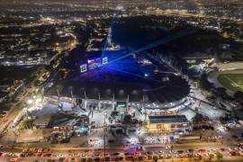 Conciertos en Saltillo llenan espacios públicos, reavivando el debate sobre la falta de una arena adecuada en la ciudad.