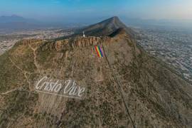 Así lucía el Cerro del Pueblo desde temprana hora el pasado 8 de junio, cuando activistas de la comunidad LGBTIQA+ intervinieron el espacio como parte de las actividades por el mes de la Diversidad Sexual.