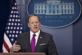 “La política de México no influye en el muro”: Sean Spicer