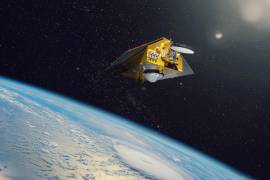 Una ilustración creativa del satélite de observación oceánica Sentinel-6B orbitando la Tierra con sus paneles solares desplegables extendidos.