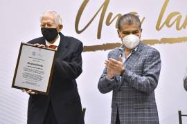 Rinde Gobierno de Coahuila homenaje a exgobernador Eliseo Mendoza Berrueto