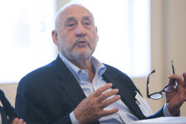 Joseph Stiglitz recomienda a México tomar en serio las amenazas de Trump