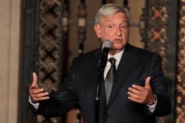 20 profesionistas sin armas y sin formación en seguridad cuidarán de López Obrador