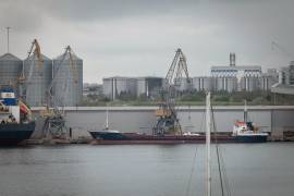ARCHIVO — El puerto de Chornomorsk, en la región ucraniana de Odesa, el 13 de mayo de 2026. Los ataques rusos han limitado gravemente las exportaciones. (Nicole Tung/The New York Times)