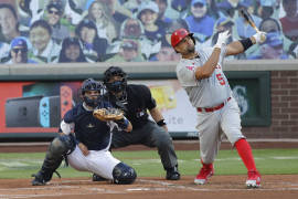 Albert Pujols se coloca a un jonrón de igualar a Willie Mays con 660