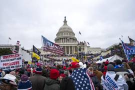 Partidarios del entonces presidente Donald Trump asaltaron el Capitolio, en enero de 2021, como protesta ante los resultados de la elección presidencial.