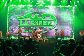 La Zenda Norteña puso el ambiente musical durante la jornada sabatina del FUTFEST Saltillo.