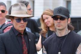 Jhonny Depp se une a protestas contra pena de muerte en Arkansas