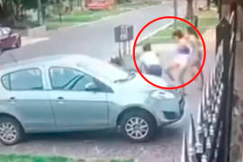 Madre e hijas dan paliza a ladrón que intentó robar su casa, sabían taekwondo