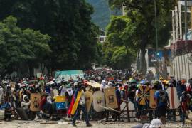 Reprimen con gases marcha contra la Constituyente en Venezuela