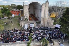 La mandataria sostuvo que Juárez “vive” en la llamada cuarta transformación y en el planteamiento de combatir privilegios.