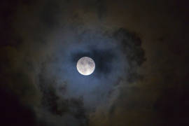 Súper luna iluminará el cielo de esta noche