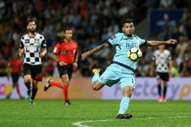 Porto tricolor por la victoria en Champions