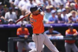 Isaac Paredes alcanzó los 90 jonrones en MLB con su vuelacercas número 18 de la temporada 2025 con los Astros de Houston.