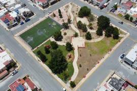La Plaza Anacahuita quedó totalmente renovada, donde se llevaron a cabo trabajos de pintura y limpieza.