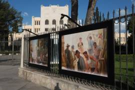 En las rejas del Ateneo Fuente fue montada la exposición Galería urbana.