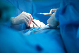Diputados aprueban ley contra falsos cirujanos