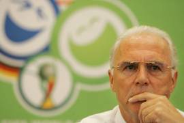 Beckenbauer rompe el silencio