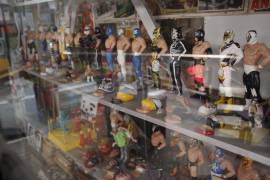 Mayor colección de juguetes del mundo está conformada por luchadores