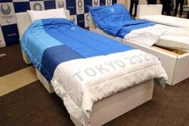 No, las camas de la Villa Olímpica que viste en redes sociales no son ‘antisexo’