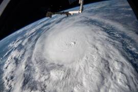Todavía es verano, pero un potente El Niño está tomando el protagonismo, y meteorólogos y científicos examinan qué podría significar esto para el clima invernal del mundo.