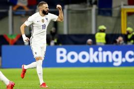 El francés Karim Benzema celebra tras anotar el empate 1-1 durante la final de la Liga de Naciones de la UEFA entre España y Francia en Milán, Italia. EFE/EPA/Matteo Brazi