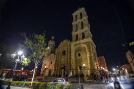 Tal como ocurre con otros edificios históricos de Saltillo, se pretende que el recinto católico vuelva a iluminarse.