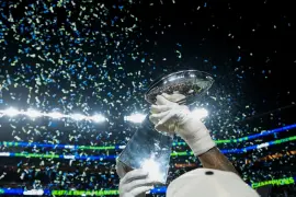 Los 32 equipos de la NFL usaron redes sociales para convertir la revelación del calendario 2026 en una competencia de creatividad, humor y cultura pop.