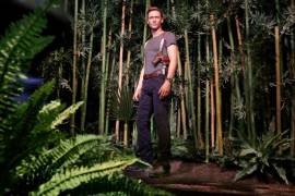 &quot;Solo, no sobreviviría ni un día en el Amazonas”: Tom Hiddleston