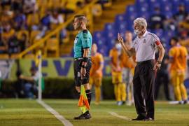 Tuca Ferretti confirma que saldrá de Tigres al finalizar la temporada