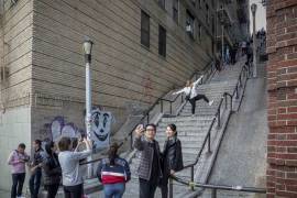 Escaleras de escena de “Joker” atraen a los turistas al Bronx