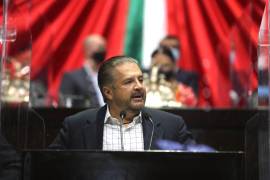 Apoya diputado independiente de Coahuila la eliminación del fuero presidencial