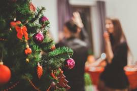Las cenas y fiestas de Navidad con los compañeros de trabajo, amigos de la escuela, seres queridos y familiares ya están cada vez más cerca.