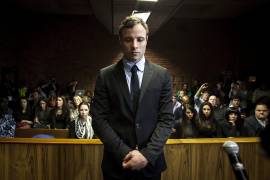 Pistorius es condenado por asesinato y volverá a prisión al menos 15 años