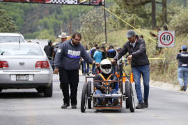 Borregos del ITESM dominan el Gravity Race Car