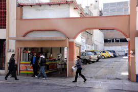 Piden a saltillenses respetar reglas de tránsito de estacionamientos