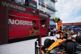 Lando Norris lideró de principio a fin la sprint del GP de Miami y encabezó el 1-2 de McLaren junto a Oscar Piastri.