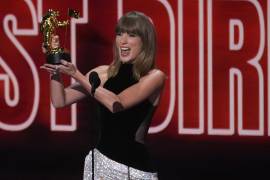 Taylor Swift se convierte en la artista más galardonada de los MTV VMA’s y le gana a Madonna Mejor Video Musical
