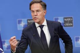 El secretario general de la OTAN, Mark Rutte, en una rueda de prensa conjunta con el primer ministro lituano, Mindaugas Sinkevicius (que no aparece en la imagen), en la sede de la OTAN en Bruselas, Bélgica.